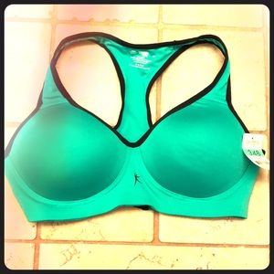 Danskin Now 34 B Sports Bra NWT